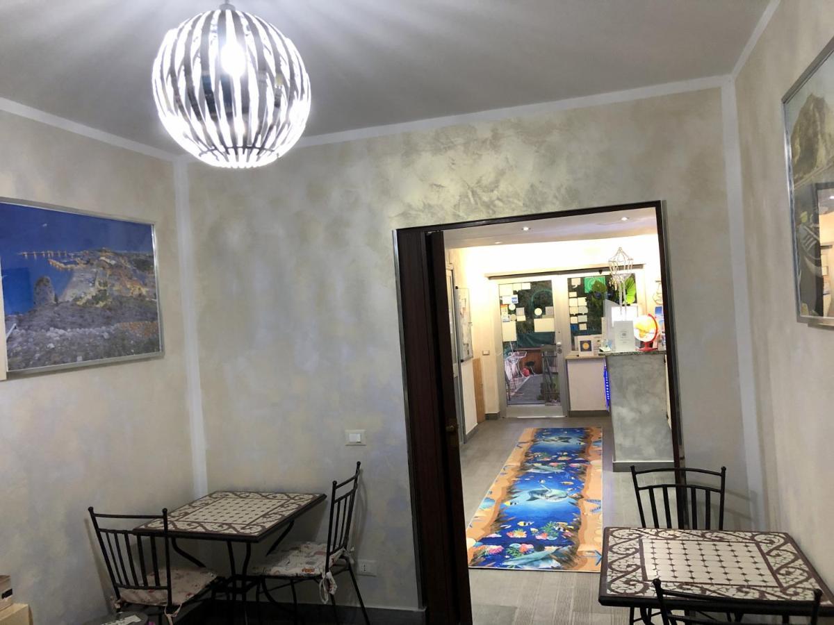 Il Giardino Di Adriana B&B Terracina Esterno foto