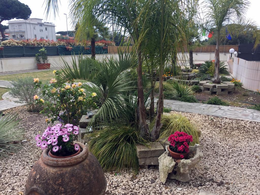 Il Giardino Di Adriana B&B Terracina Esterno foto